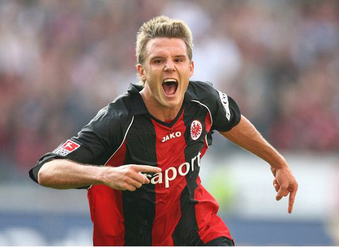 中扮演的重 中扮演的重